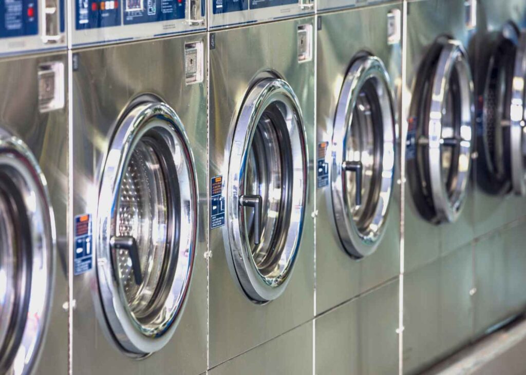 How High-Capacity Washers Save You Hours on Laundry Day